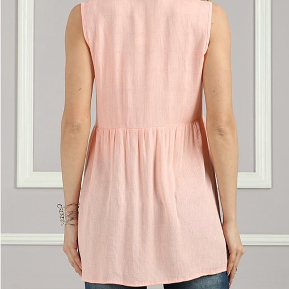 L A C E - U P   T A N K - Picture 2 of 2